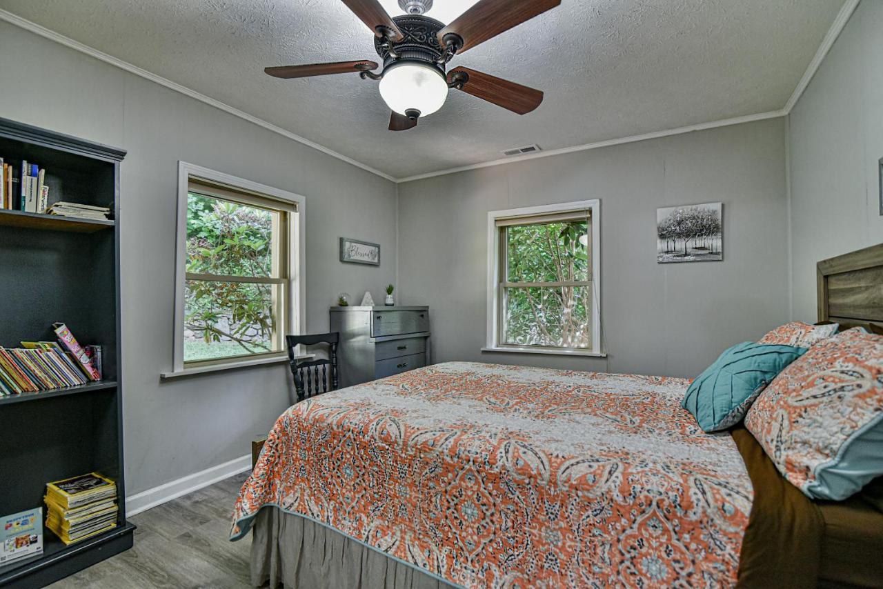 South Asheville Home With Hot Tub Just 11 Miles To Downtown Экстерьер фото