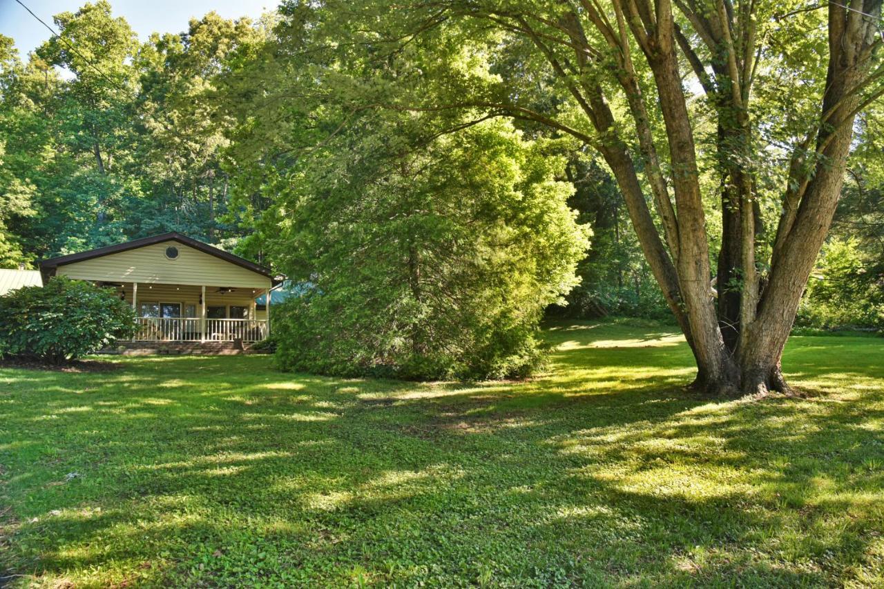 South Asheville Home With Hot Tub Just 11 Miles To Downtown Экстерьер фото